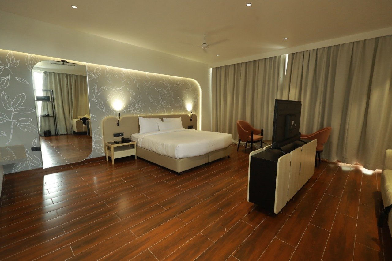 SUITE ROOMS