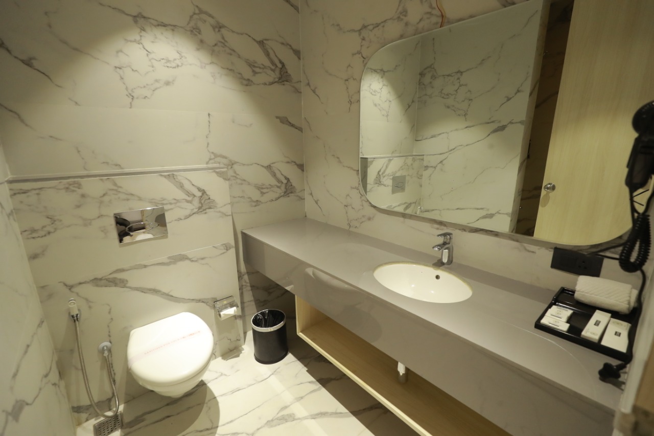 WhatsApp Image 2025-10-28 at 13.32.38