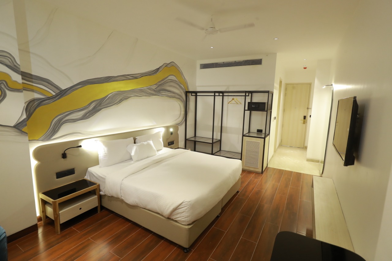 WhatsApp Image 2025-10-28 at 13.33.56