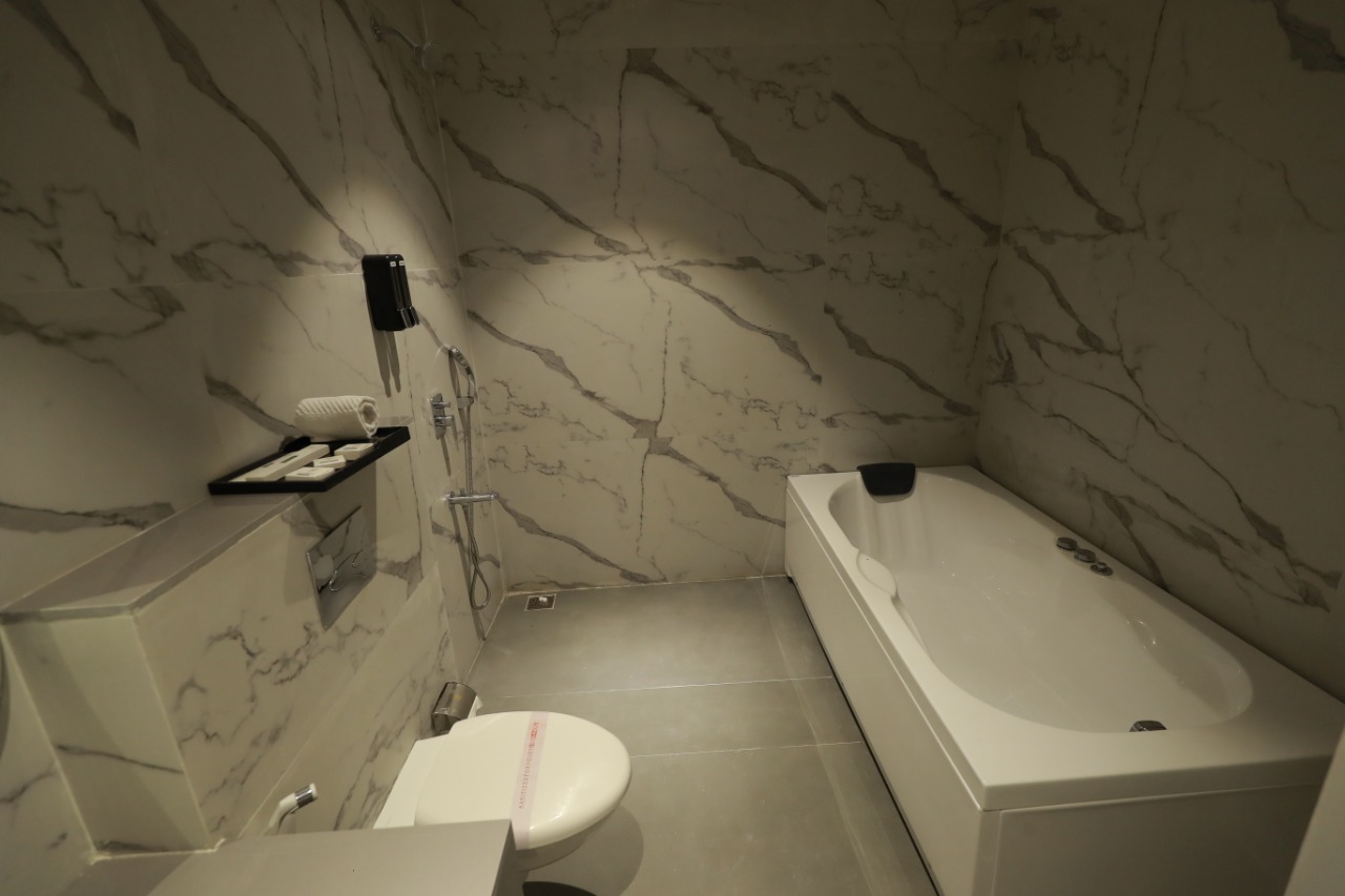 WhatsApp Image 2025-10-28 at 13.36.08